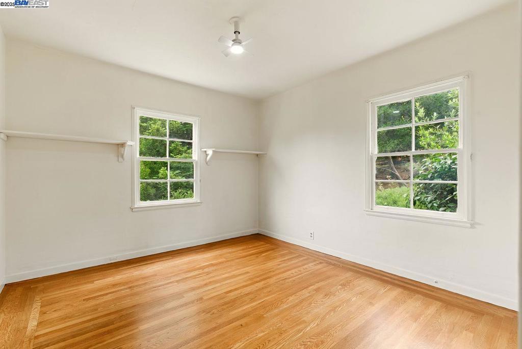 MONTCLAIR - Residential