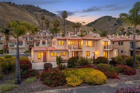 Photo of 2081 Costa Del Sol, Pismo Beach, CA 93449 (MLS # SC26109042)