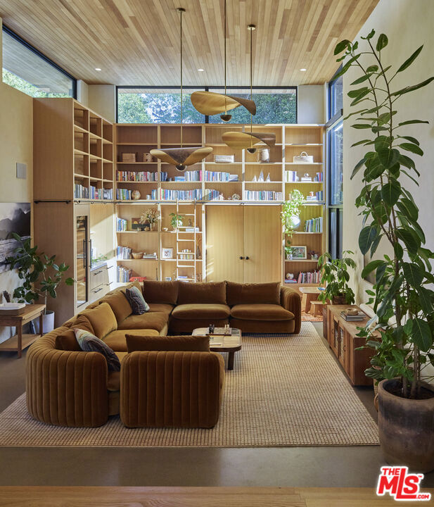1418 Bonnell Drive