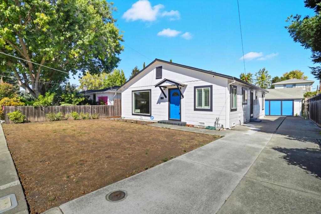 223 San Carlos Ave is on the market for the first time in almost 30 years. Strategically located between AI Capital - San Francisco and AI Global Infrastructure - Silicon Valley, the buyer will enjoy situated in the heart of the AI economy. There are endless upside possibilities with this property. This is the beginning of your new chapter. The property is located near world-class institutions leading this new wave of economic prosperity: Stanford, Sand Hill Road, Tesla, Meta / Facebook, Google. Buyer is in the proximity of innovation and success. There are several ways to maximize the value of the property. It has 2 bedrooms, 2 bathrooms, and a workspace that can be converted into a third bedroom with a private entrance. Just like HP and Apple, the garage can be used as an AI hardware / robot startup lab with new lighting and efficient storage and cabinets. Alternatively, one can explore ADU possibilities with the property. This property wont be on the market for long. Dream big and make them come to life.