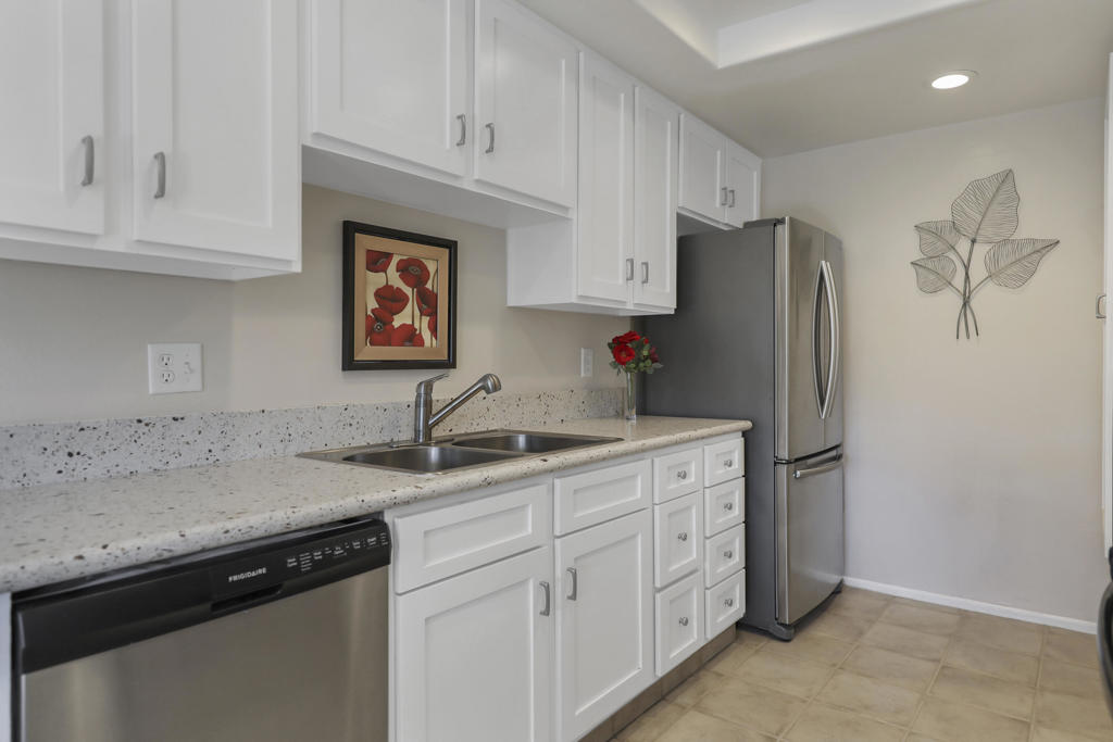 Deep Canyon Tennis C - Residential