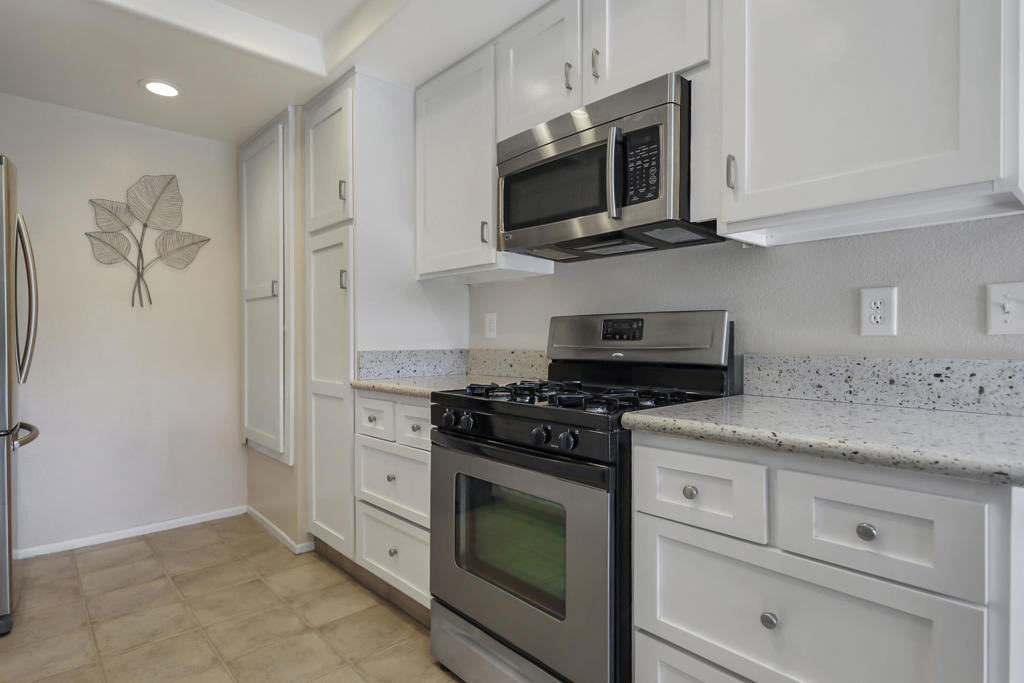 Deep Canyon Tennis C - Residential