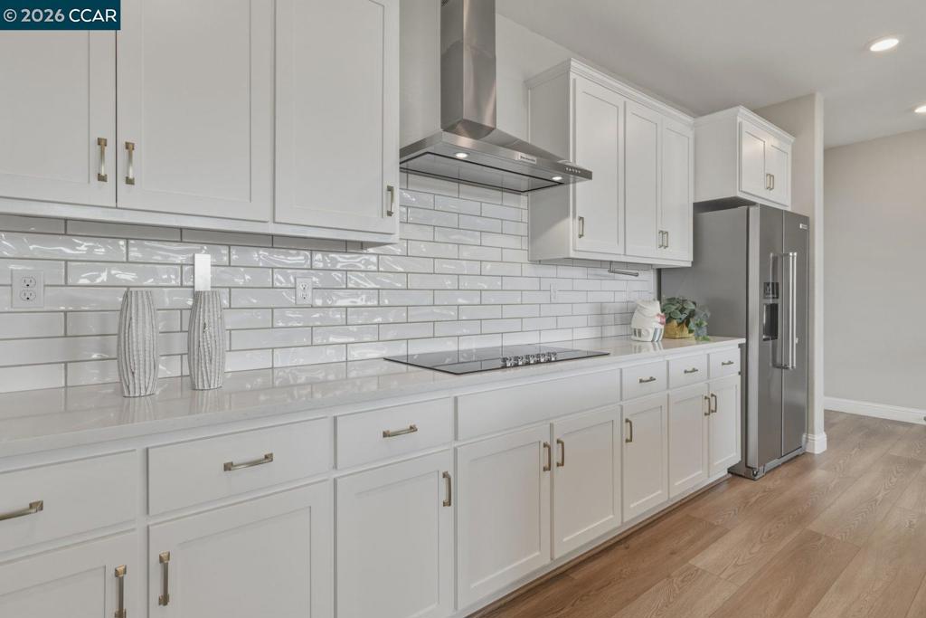 210 Waters Park Cir 304