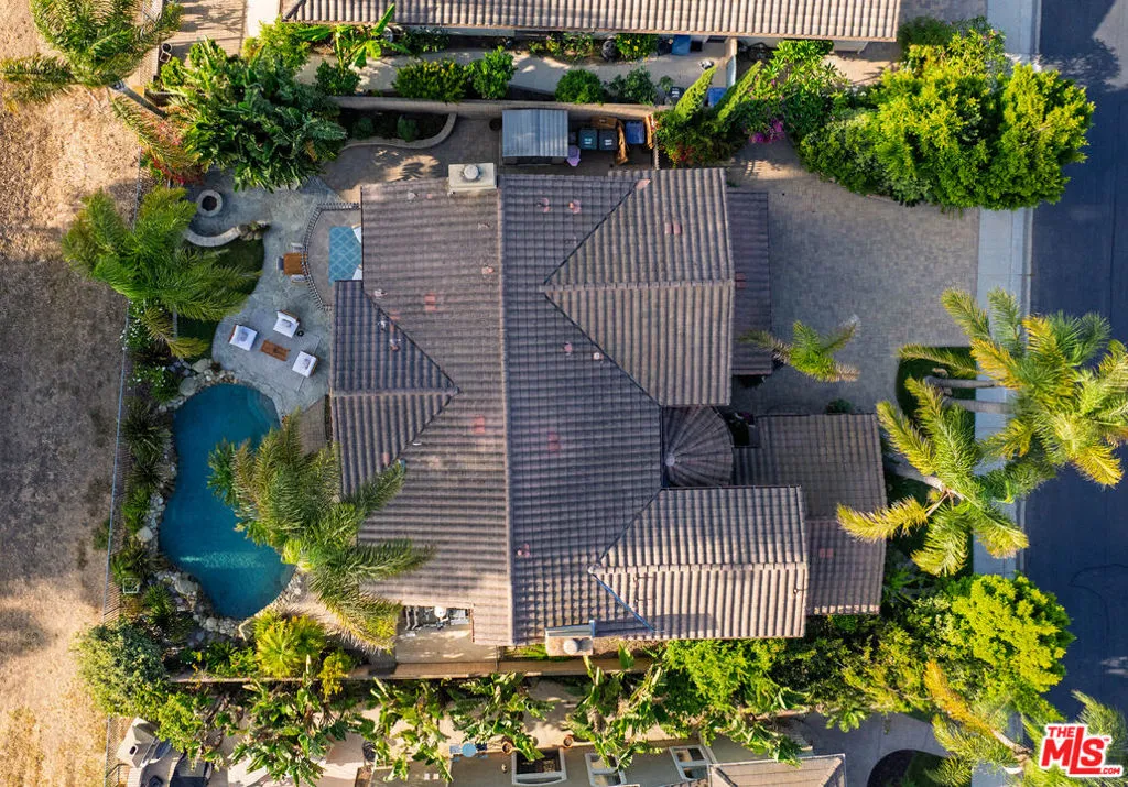 Camarillo, California 93010, United States, 5 Bedrooms Bedrooms, ,5 BathroomsBathrooms,Residential,Active,189478