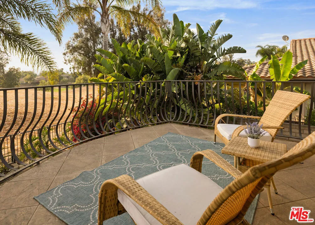 Camarillo, California 93010, United States, 5 Bedrooms Bedrooms, ,5 BathroomsBathrooms,Residential,Active,189478