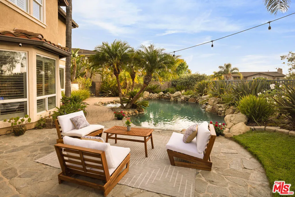 Camarillo, California 93010, United States, 5 Bedrooms Bedrooms, ,5 BathroomsBathrooms,Residential,Active,189478