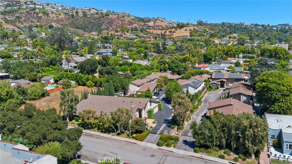 1406 1/2 Valley View Road, Glendale CA 91202