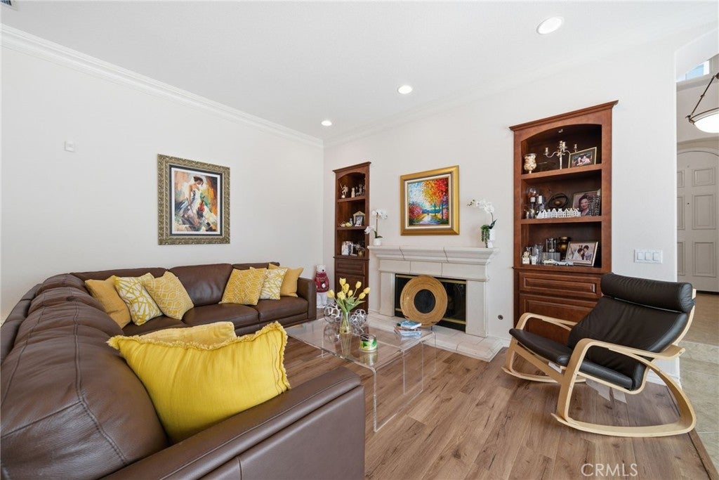 10125 Waterford