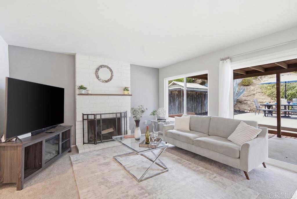 610 FLINTRIDGE Place
