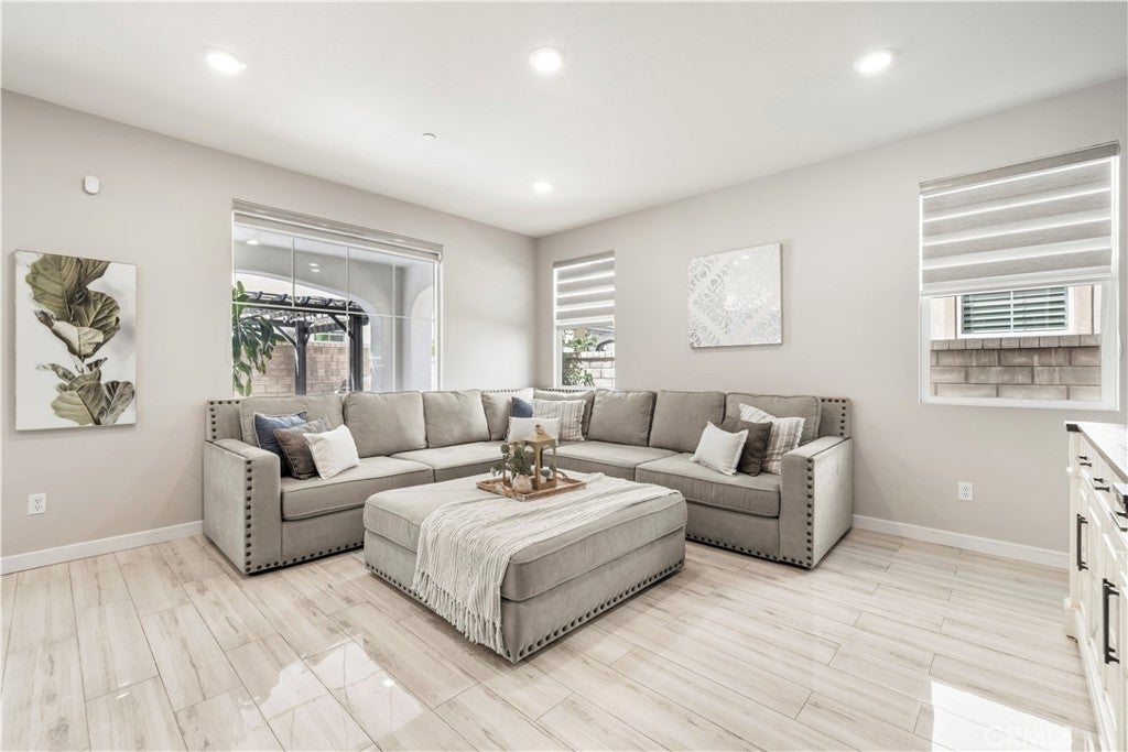 24158 Paseo Del Rancho