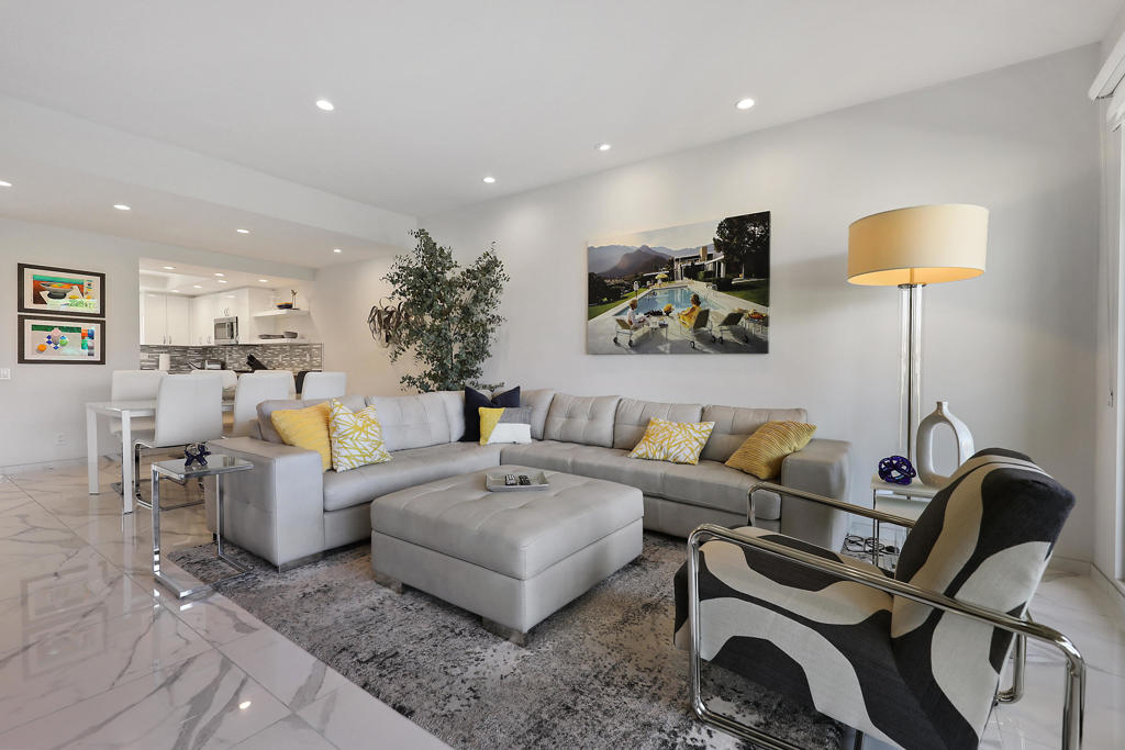 88 La Ronda Drive