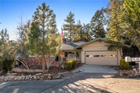 Photo of 1109 Mount Shasta Road, Big Bear City, CA 92314 (MLS # CV25268303)