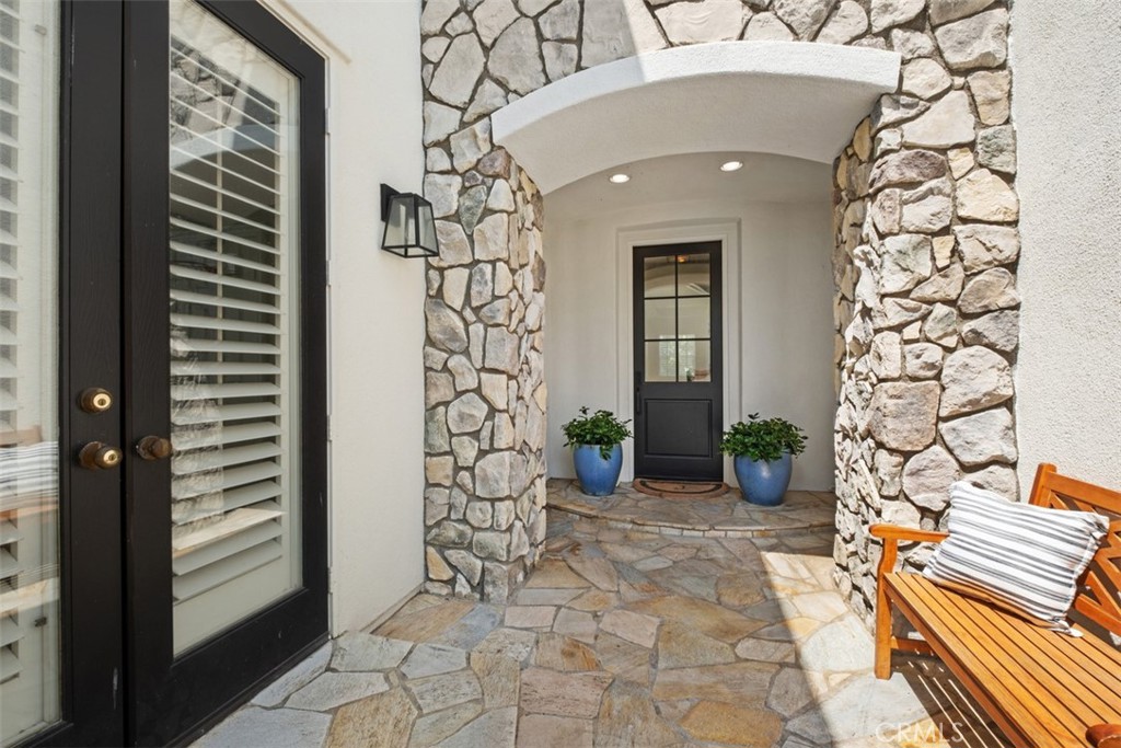 39 Lyra Way