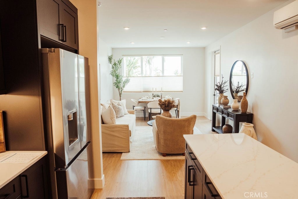 401 Grand Avenue W 101