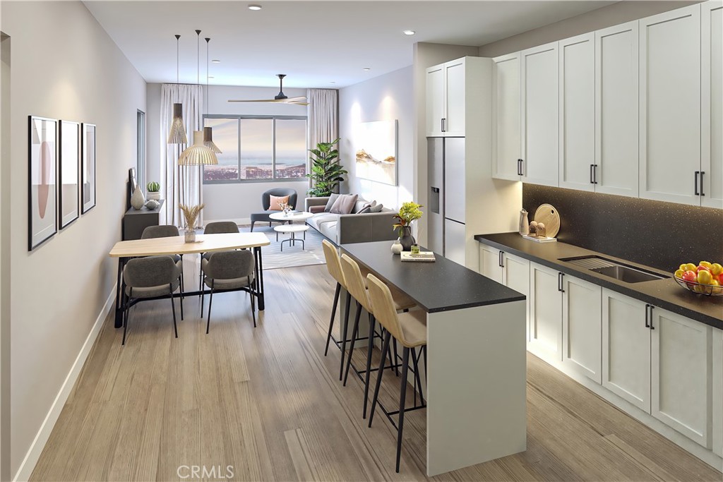 401 Grand Avenue W 101