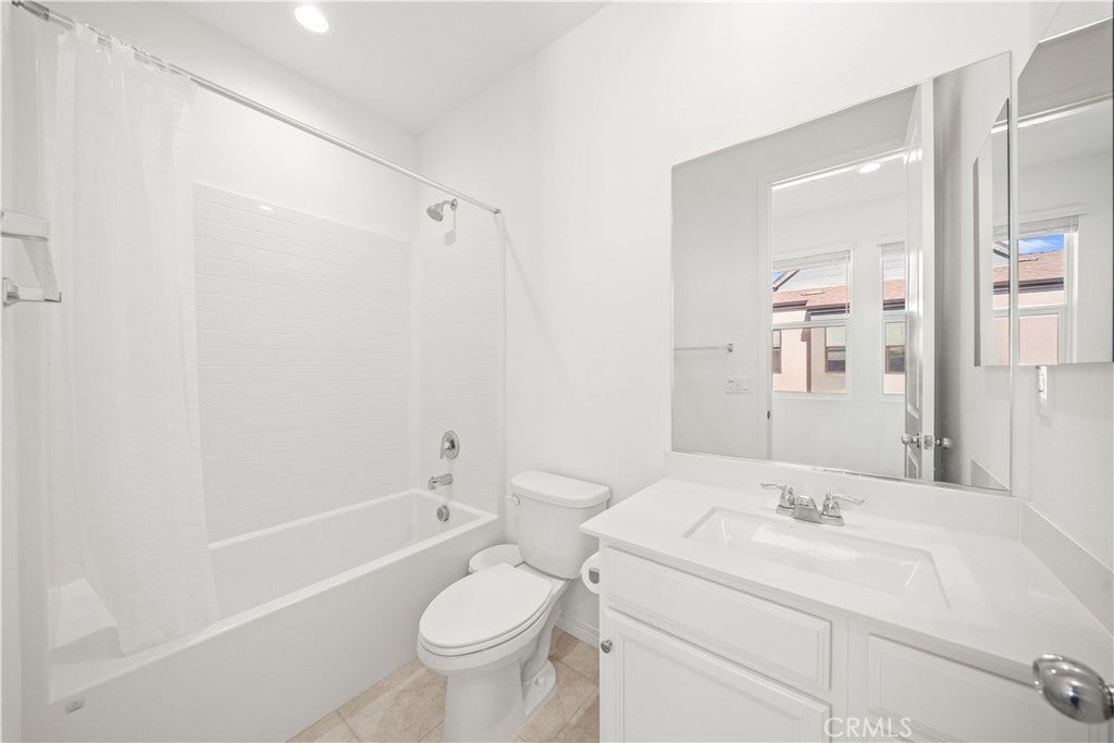 104 Keeper, Irvine CA 92618 - Photo 35