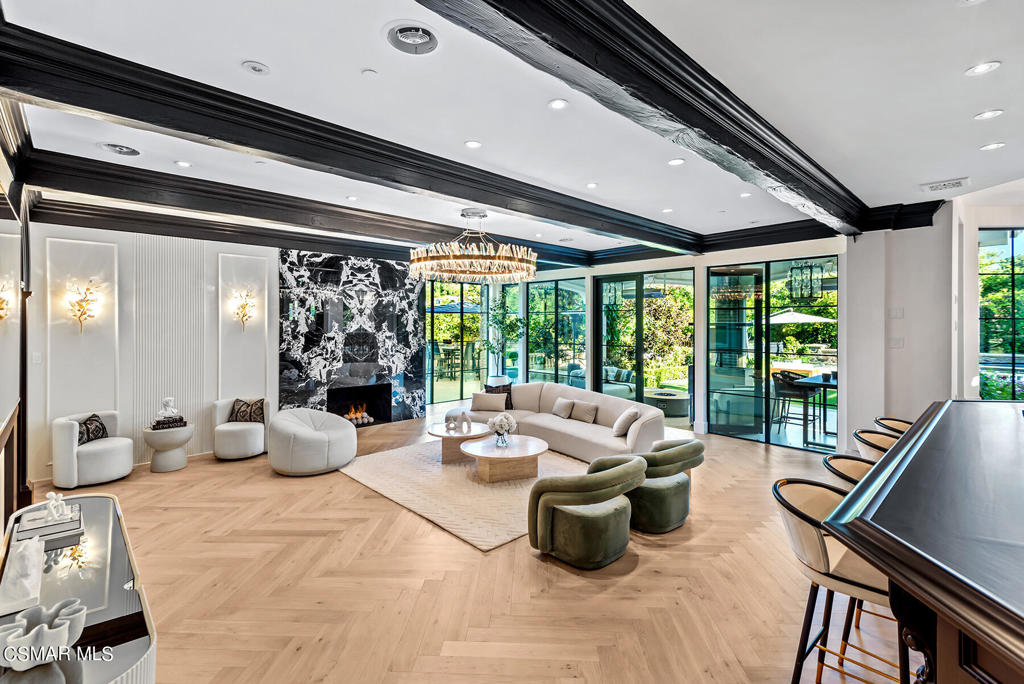 Country Club Estates NR-785 - 785 - Residential