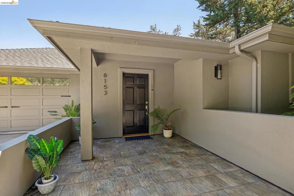 6153 Girvin Drive DR, Oakland CA 94611