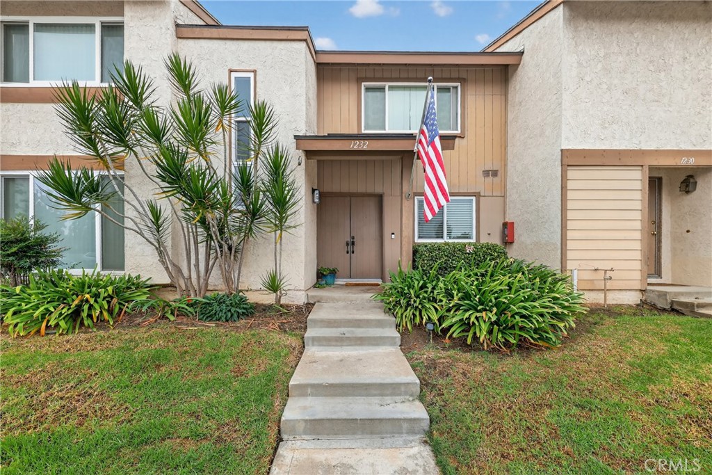 1232 Devonshire Lane