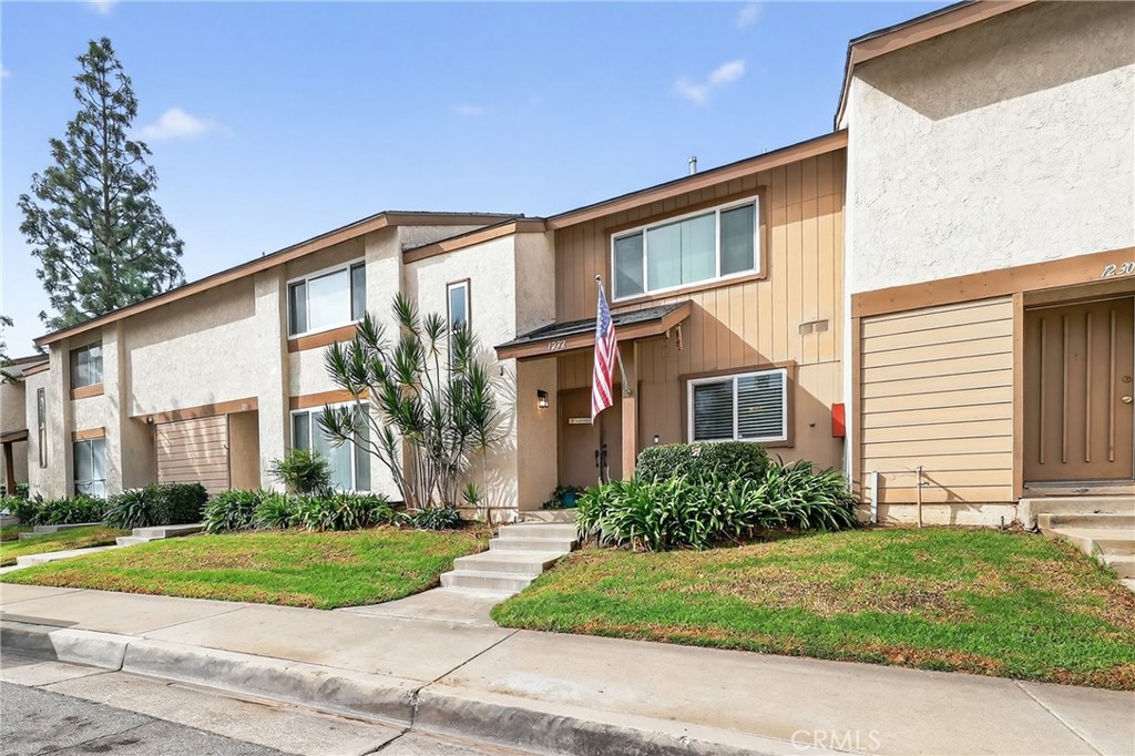 1232 Devonshire Lane