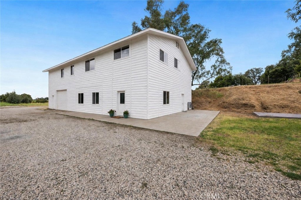 2728 Pentz Road