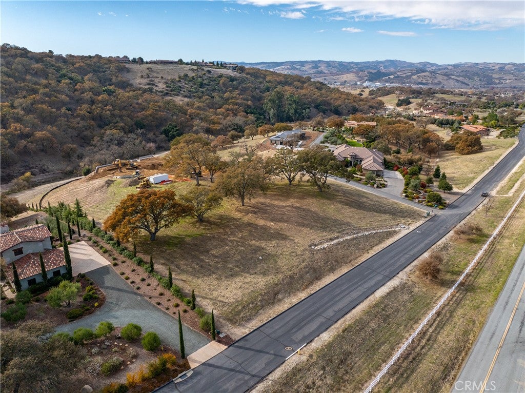 2725 Warm Springs