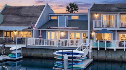 Photo of 4514 Gateshead Bay, Oxnard, CA 93035 (MLS # V1-38226)