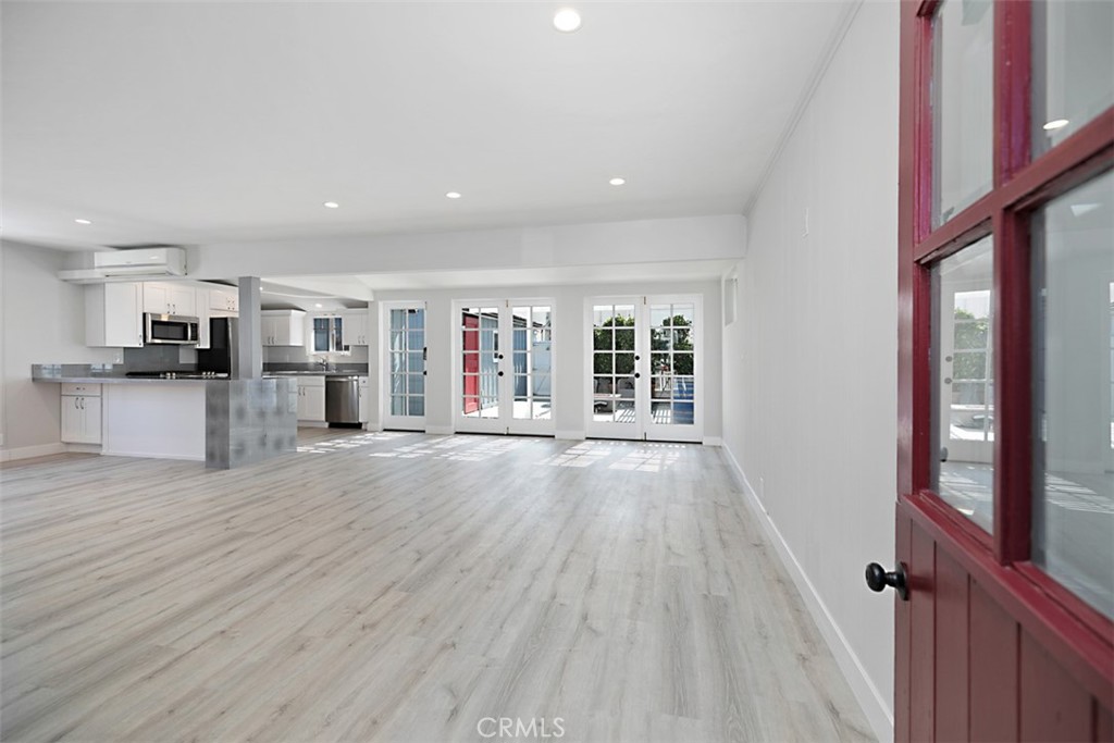 202 Onyx Avenue