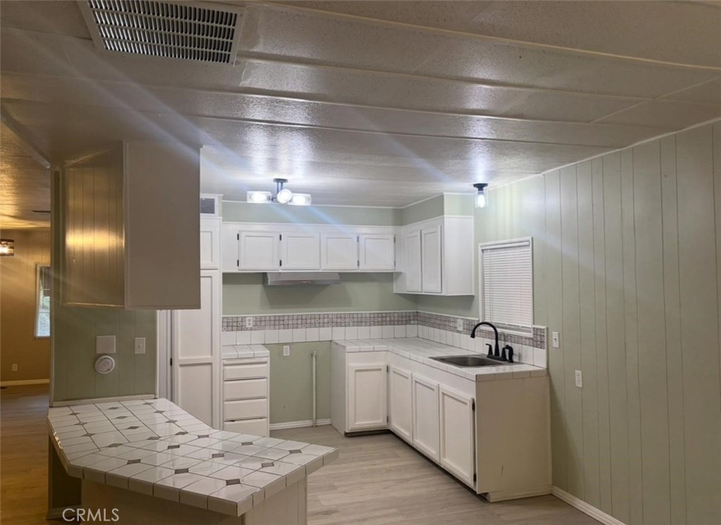 18266 Caliente Creek Road