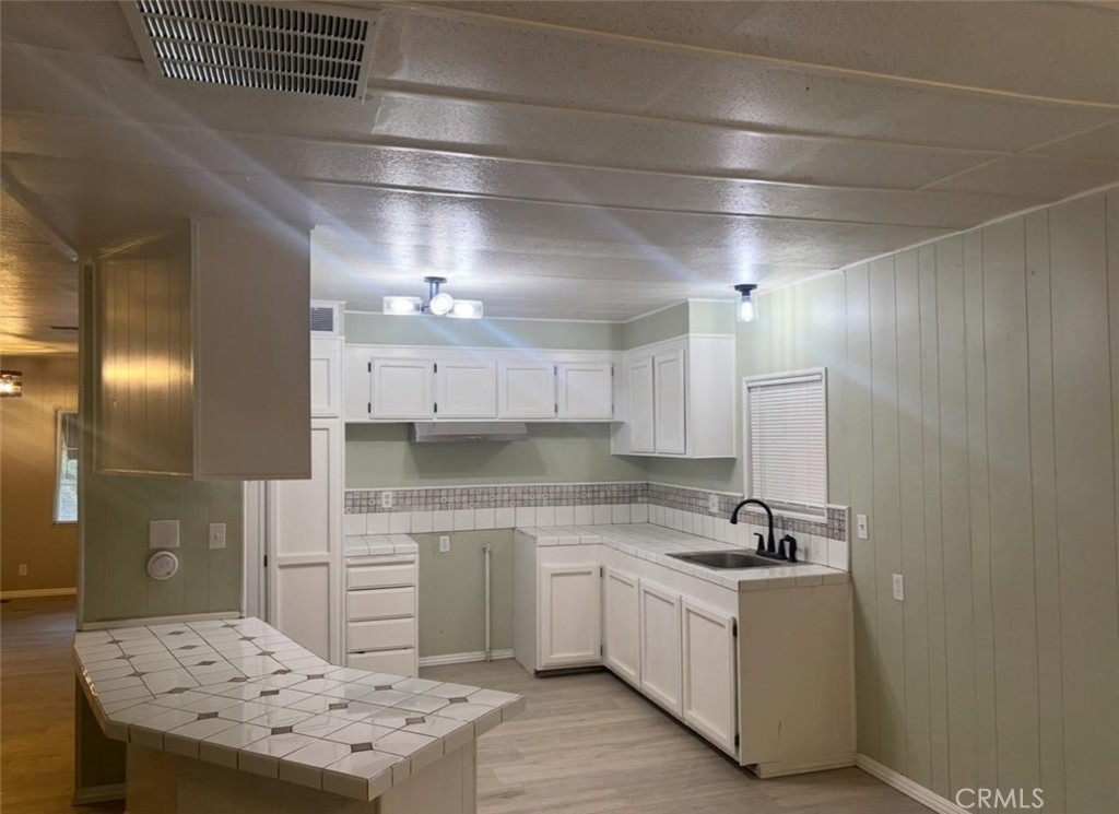 18266 Caliente Creek Road