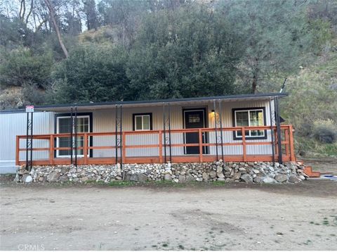 Photo of 18266 Caliente Creek Road, Caliente, CA 93518 (MLS # CV25260850)