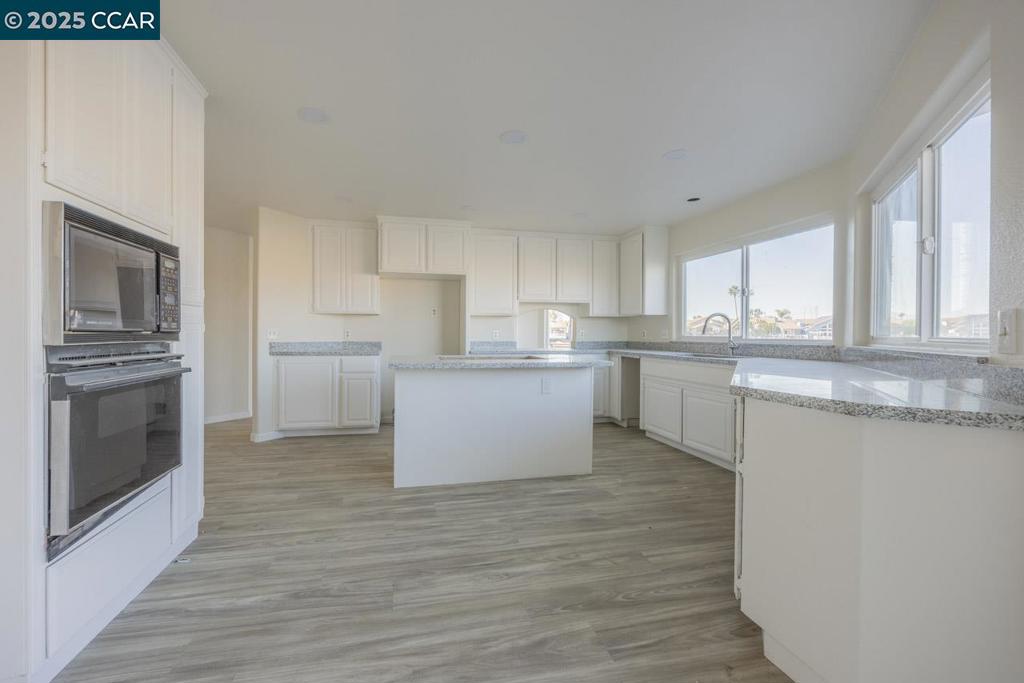 DELTA WATERFRONT ACCESS - Residential