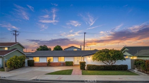 Photo of 5021 Vallecito Avenue, Westminster, CA 92683 (MLS # OC26126897)