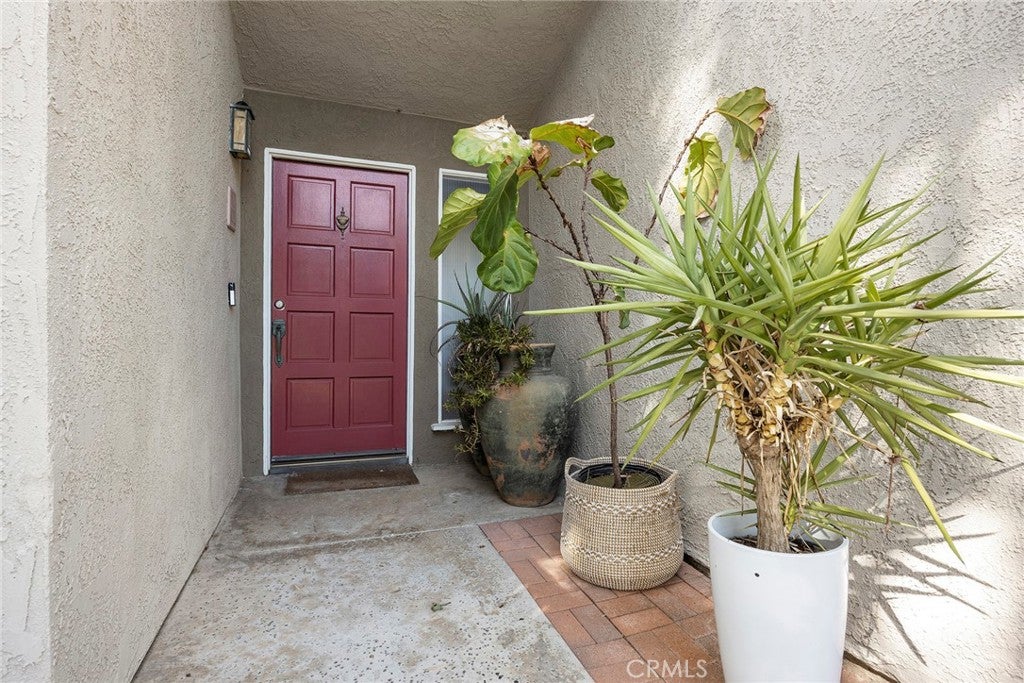 380 W Wilson St C102