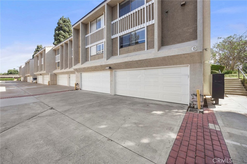 380 W Wilson St C102