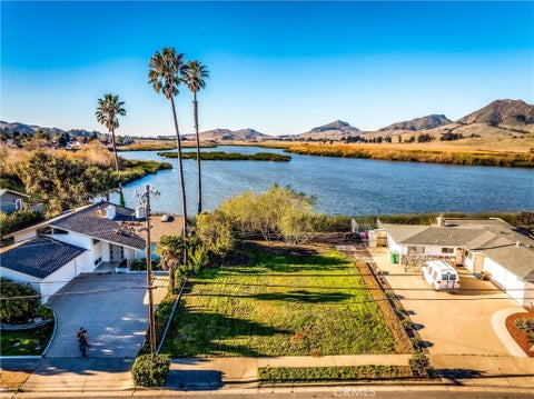 Photo of 1312 Oceanaire DR, San Luis Obispo, CA 93405 (MLS # PI26114758)