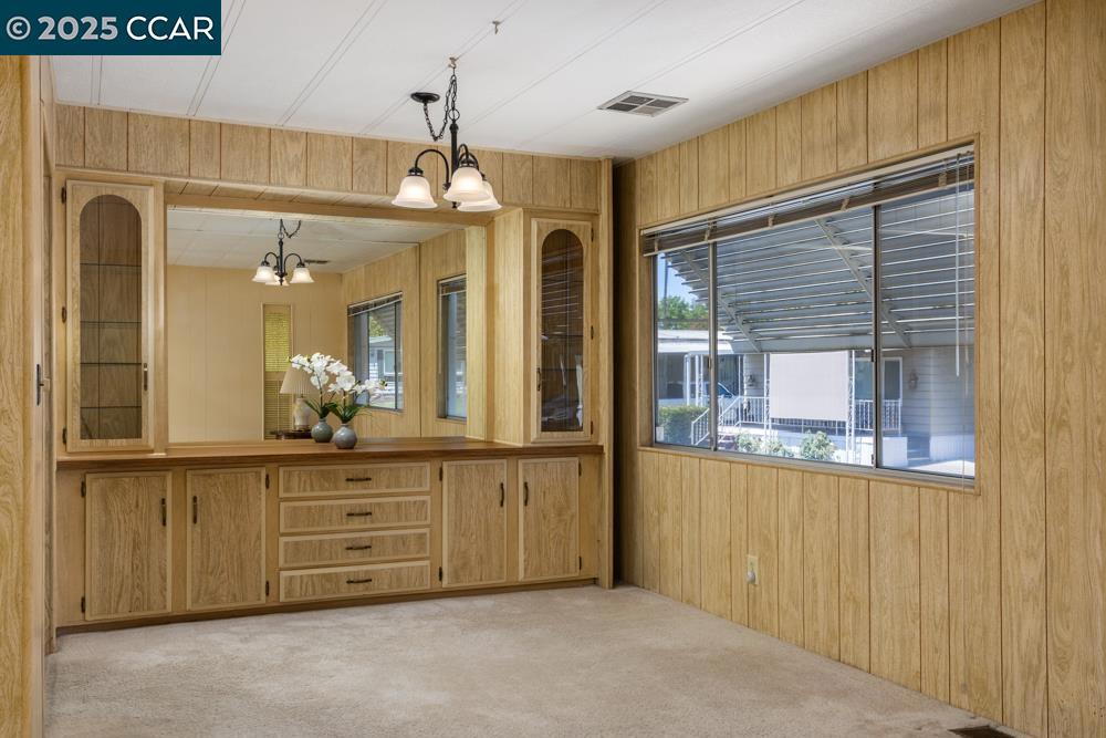 Properties 1 2110 Dalis