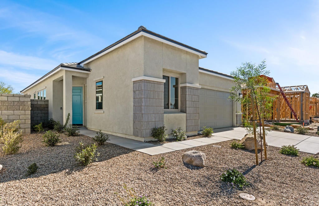 80 685 San Clemente Drive