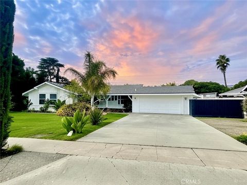 14191 Lambeth Way Tustin CA 92780