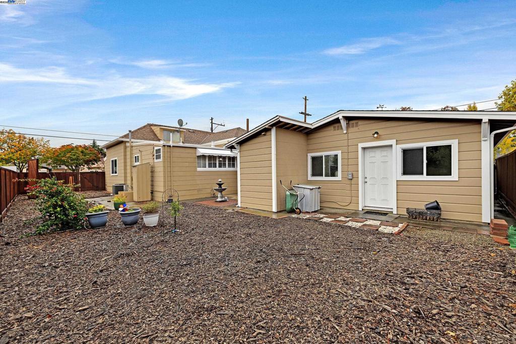 OLD SOUTH SIDE - Residential