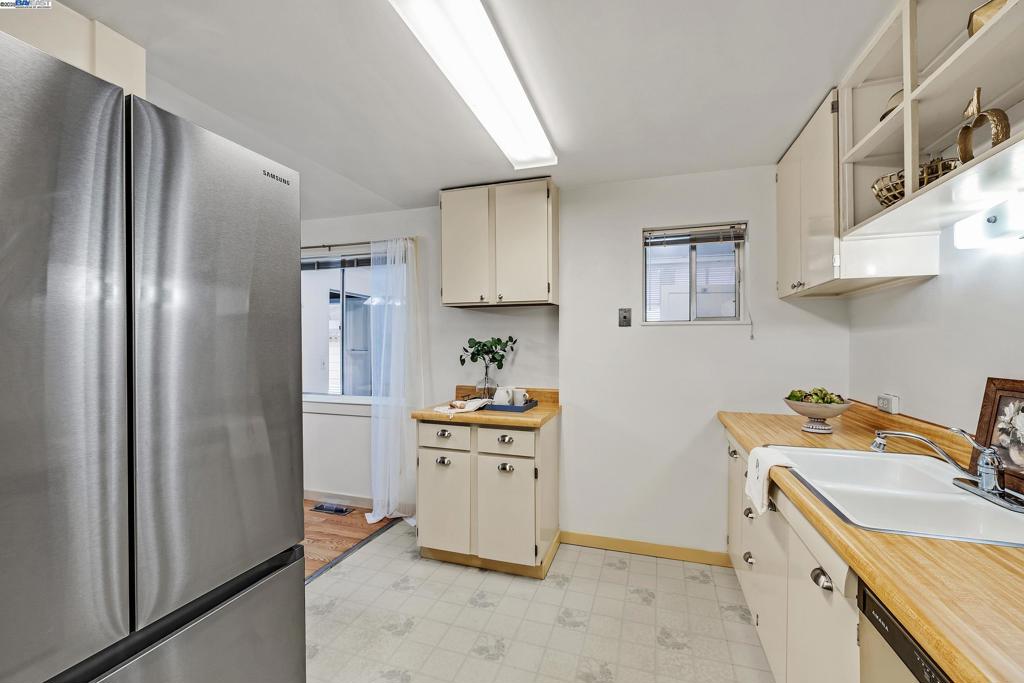 OLD SOUTH SIDE - Residential