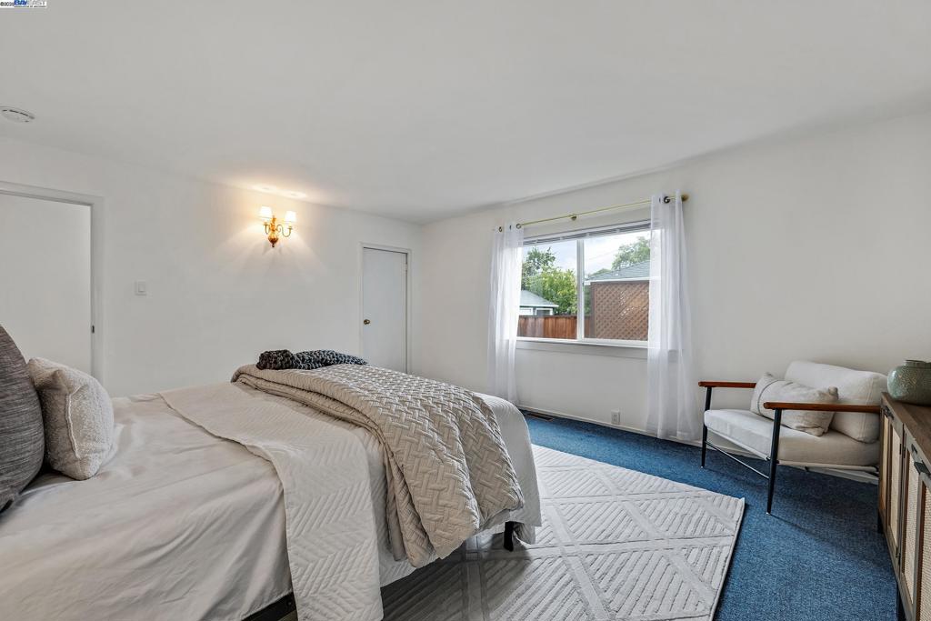 OLD SOUTH SIDE - Residential