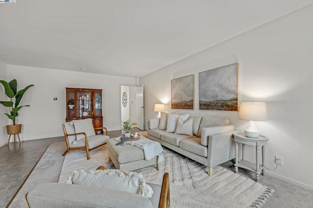 OLD SOUTH SIDE - Residential