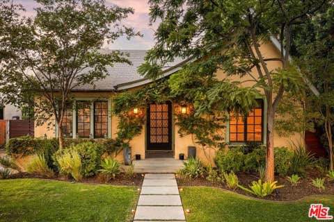 Photo of 3422 Larga Avenue, Los Angeles, CA 90039 (MLS # 26869981)