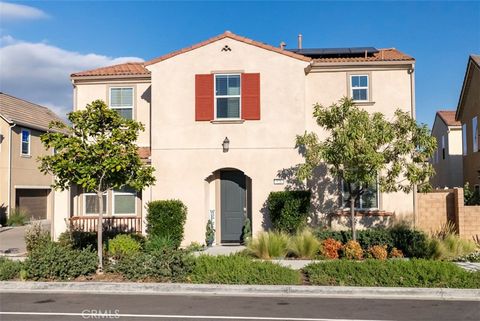 Photo of 521 N Santa Paula St, Santa Paula, CA 93060 (MLS # PW26018419)