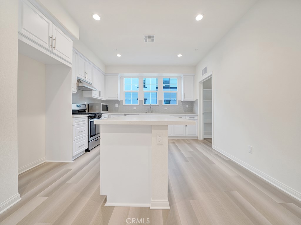 Magnolia Square - Residential Lease