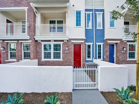 6989 Cottonwood Buena Park CA 90621