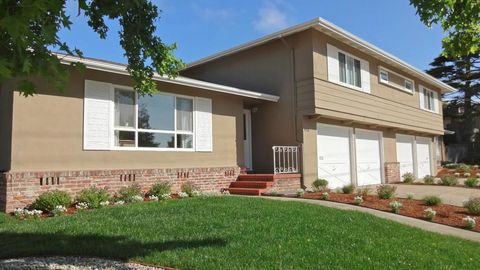 Photo of 440 Millbrae Avenue, Millbrae, CA 94030 (MLS # ML82043873)