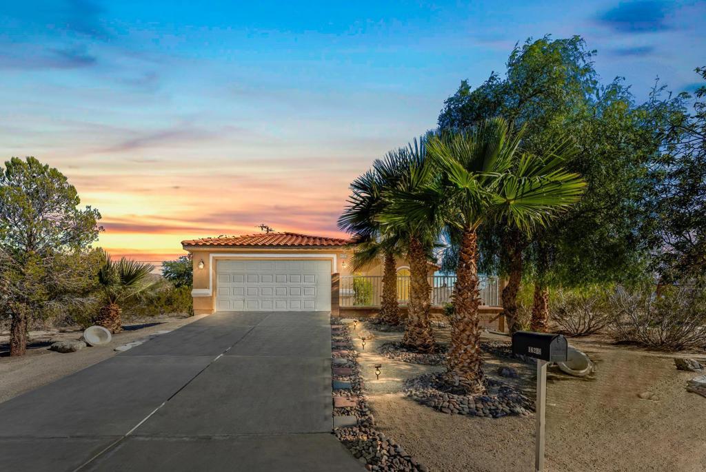 16228 Avenida Merced