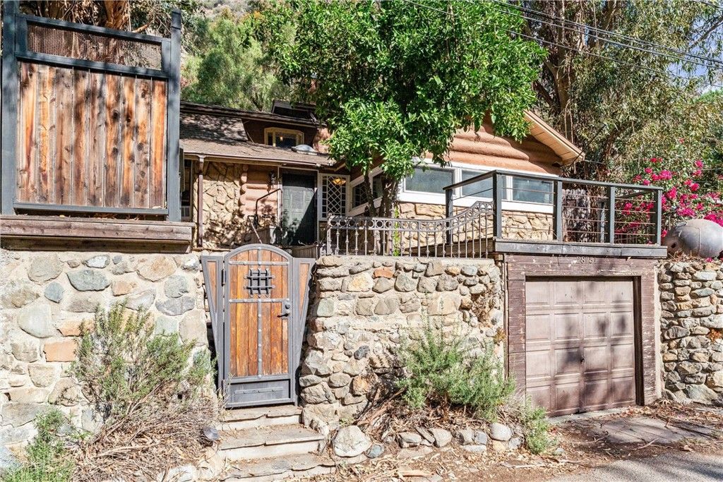 Photo of 28751 Sycamore Dr, Silverado, CA 92676 (MLS # PW25266248)